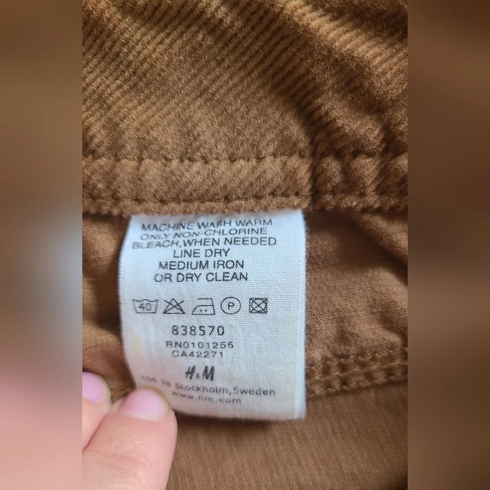 H&M Light Brown Fine Courderoy Cropped Pants Size 6 - Picture 8 of 9